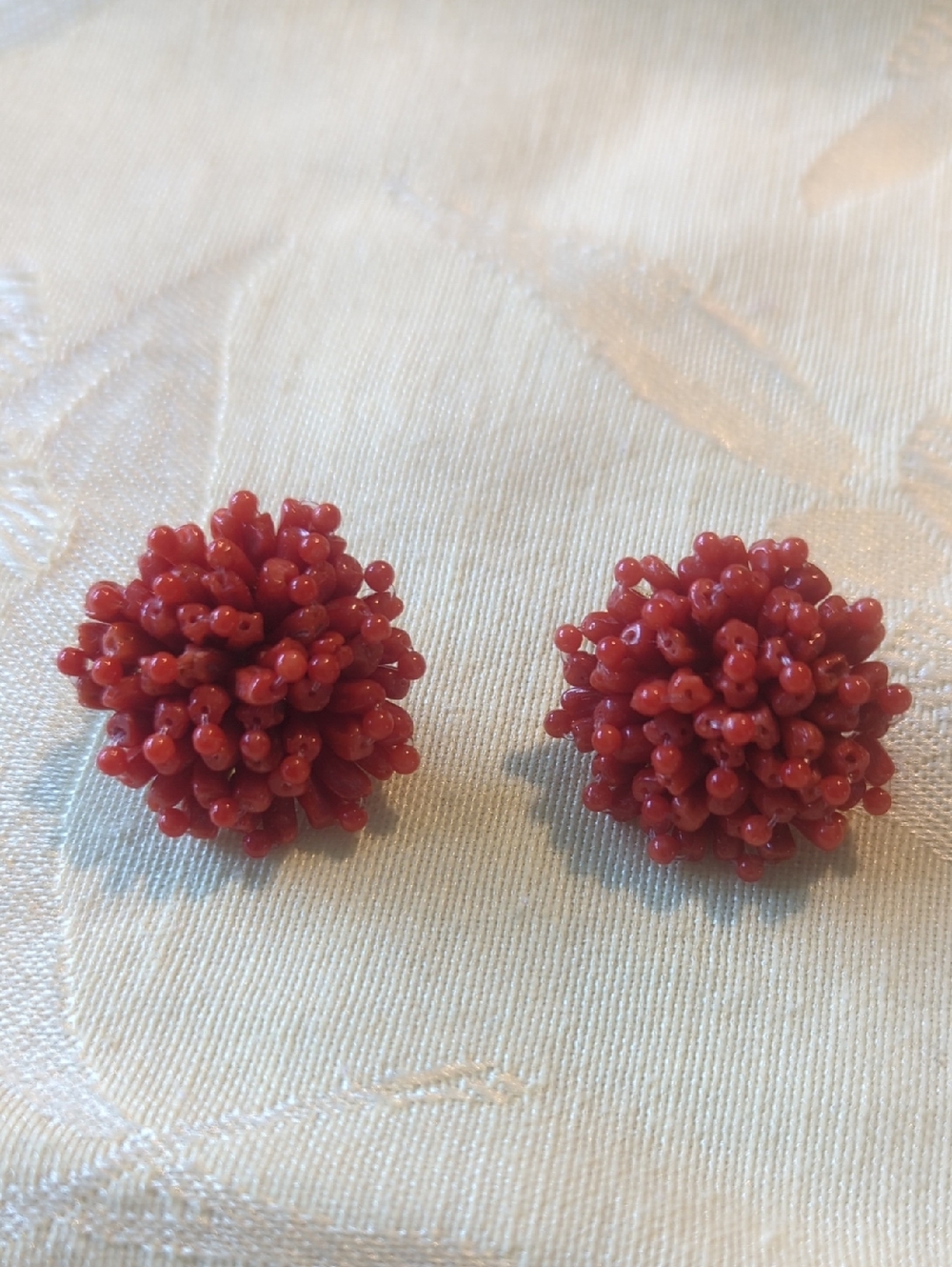 VINTAGE Red Beaded Cluster Stud Earrings